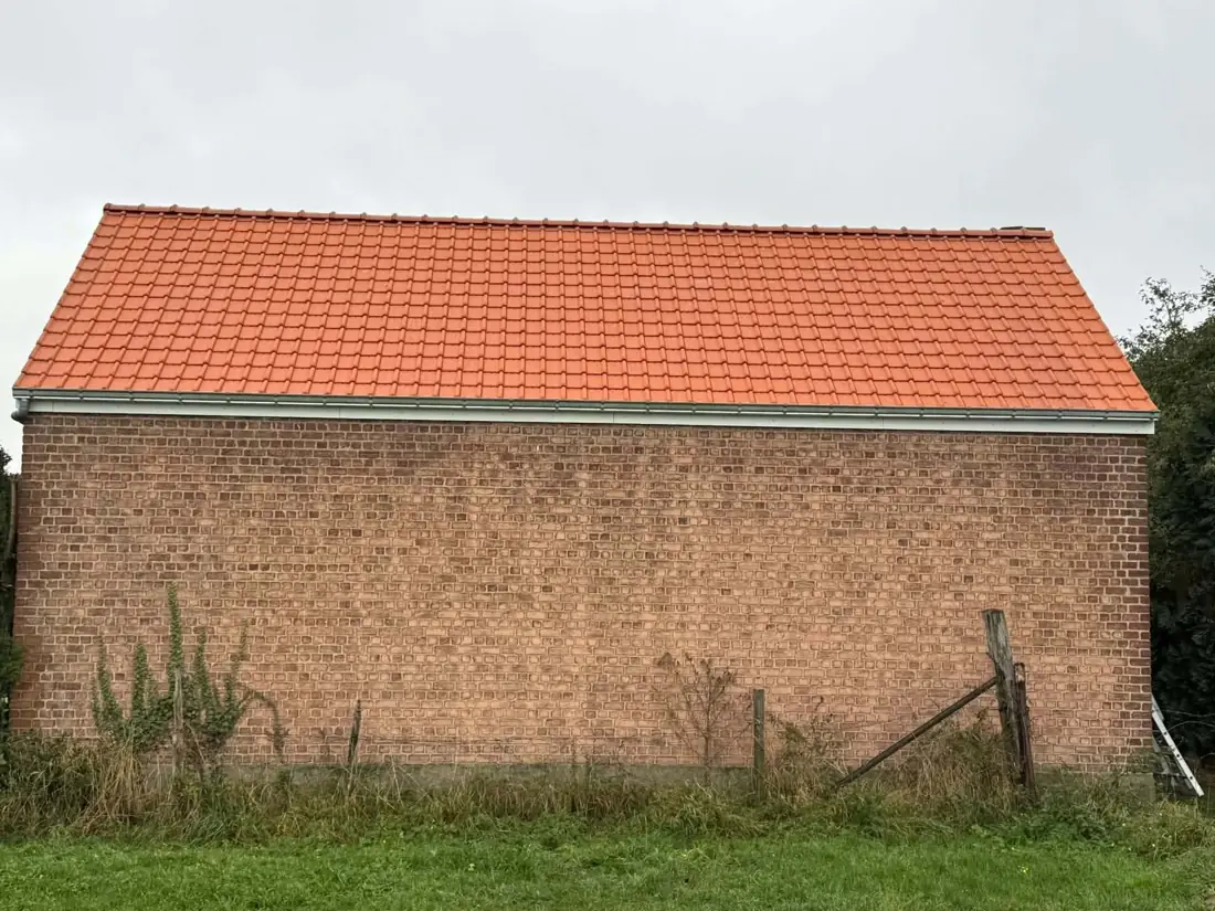 Après travaux : toiture en tuiles neuves